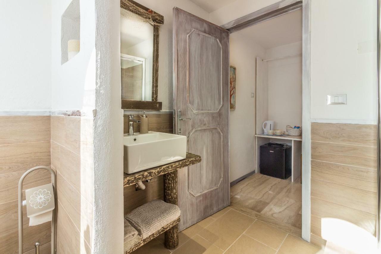 Maricciolu Suites And Apartments Olbia Esterno foto